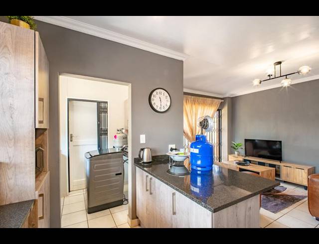 3 BEDROOM DUPLEX FOR SALE IN MONTANA